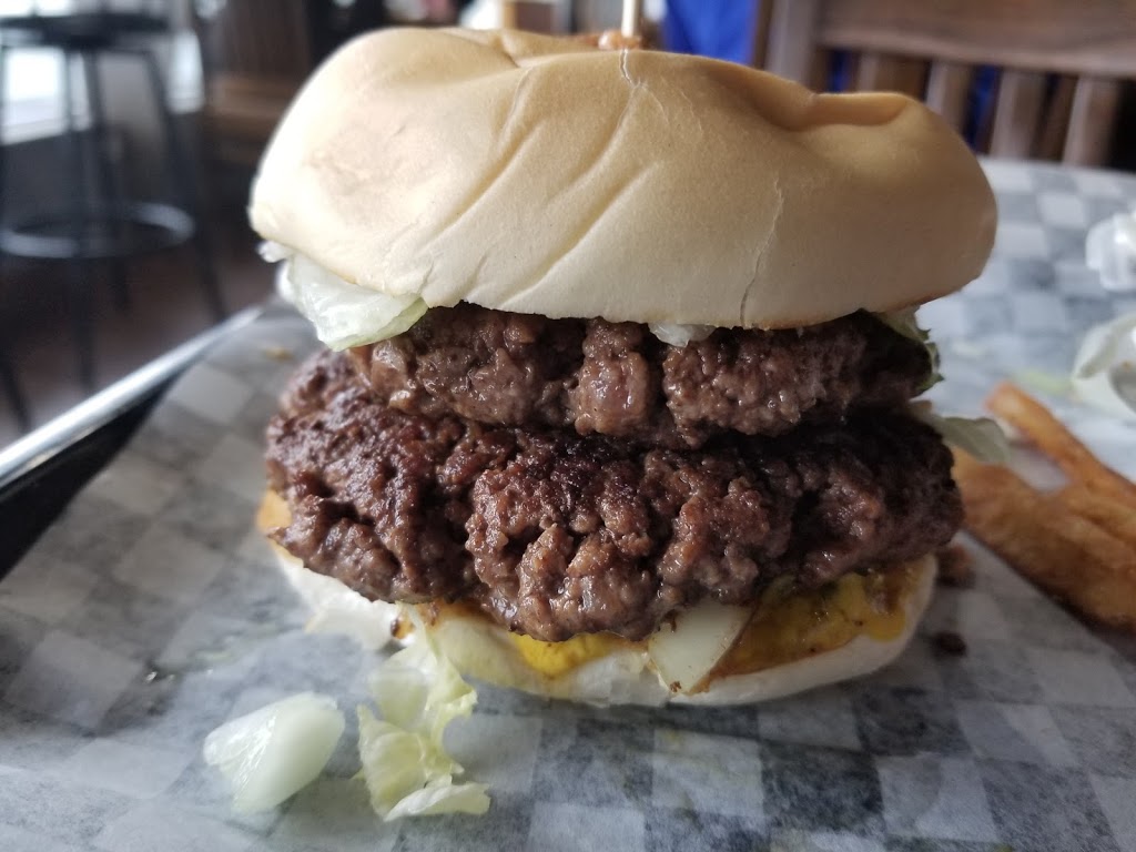 Burger Delight | 100 Mearns Ave #1, Bowmanville, ON L1C 5M3, Canada | Phone: (905) 623-6644