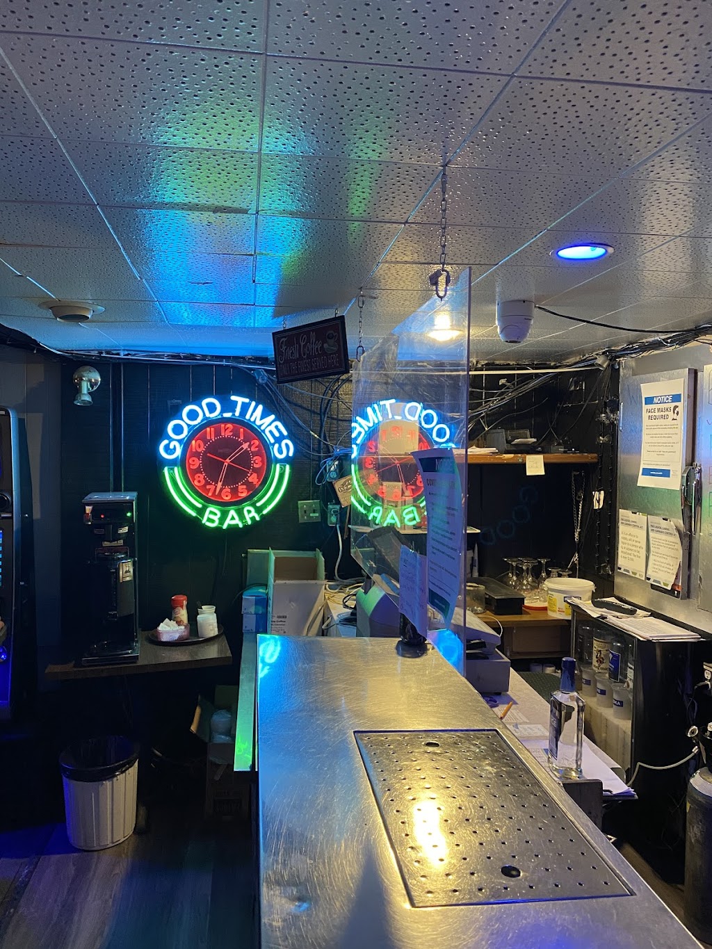 Ashern Motor Hotel | 25 Railway Ave, Ashern, MB R0C 0E0, Canada | Phone: (204) 768-2228