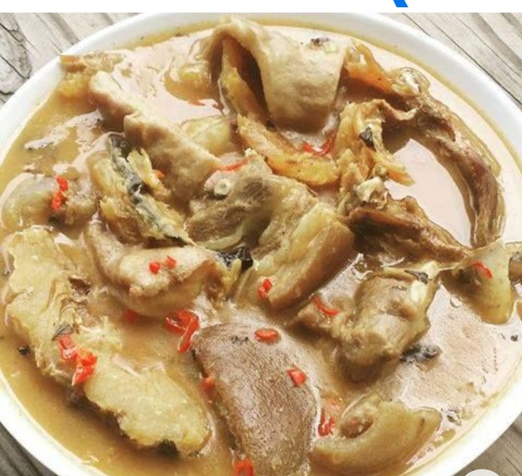 African Nigerian restaurant | 205 Johnson St, Barrie, ON L4M 5Y8, Canada | Phone: (647) 704-0171
