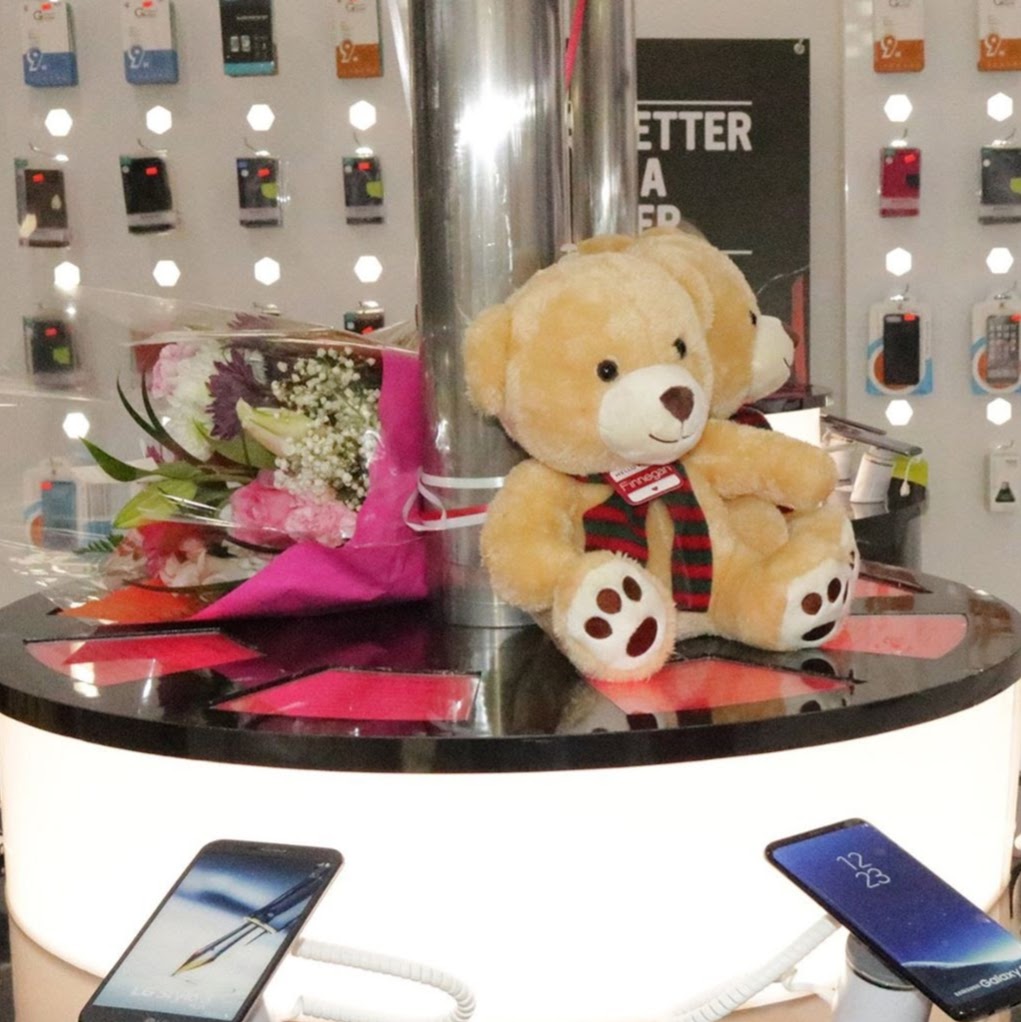 SMART MOBILE | 3250 Lawrence Ave E, Scarborough, ON M1H 1A4, Canada | Phone: (416) 821-6666