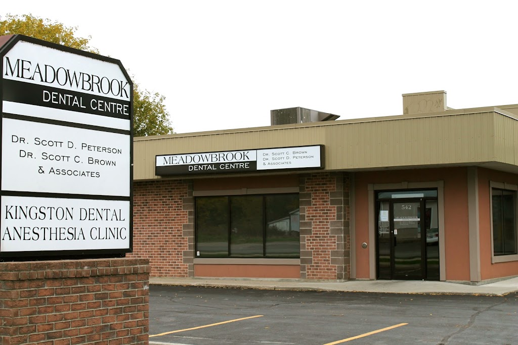 Meadowbrook Dental Centre | dentist | 542 Armstrong Rd, Kingston, ON K7M 7N8, Canada | 6135466865 OR +1 613-546-6865