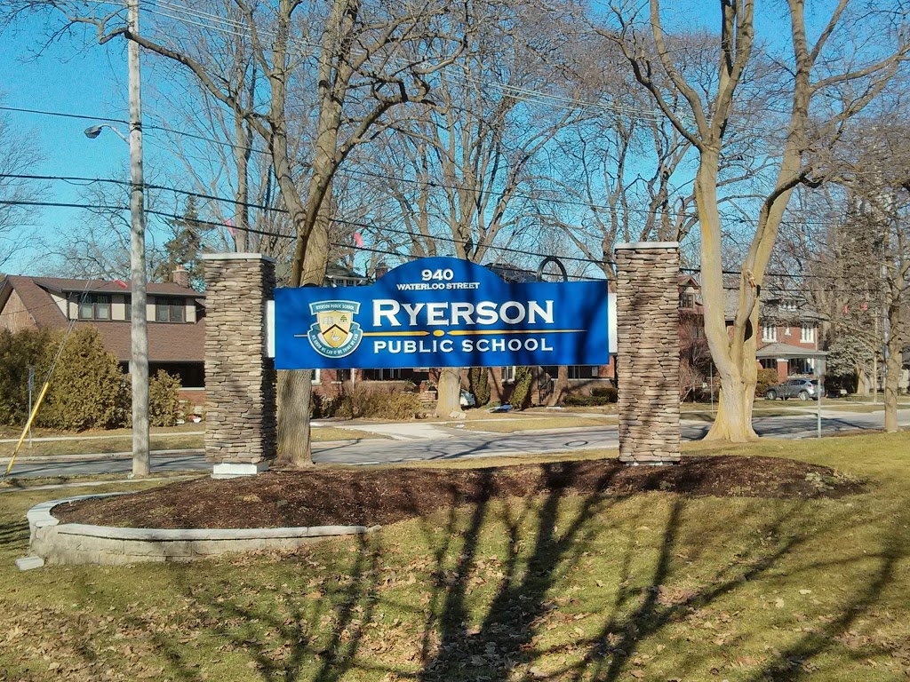 Ryerson Public School | 940 Waterloo St, London, ON N6A 3X3, Canada | Phone: (519) 452-8520