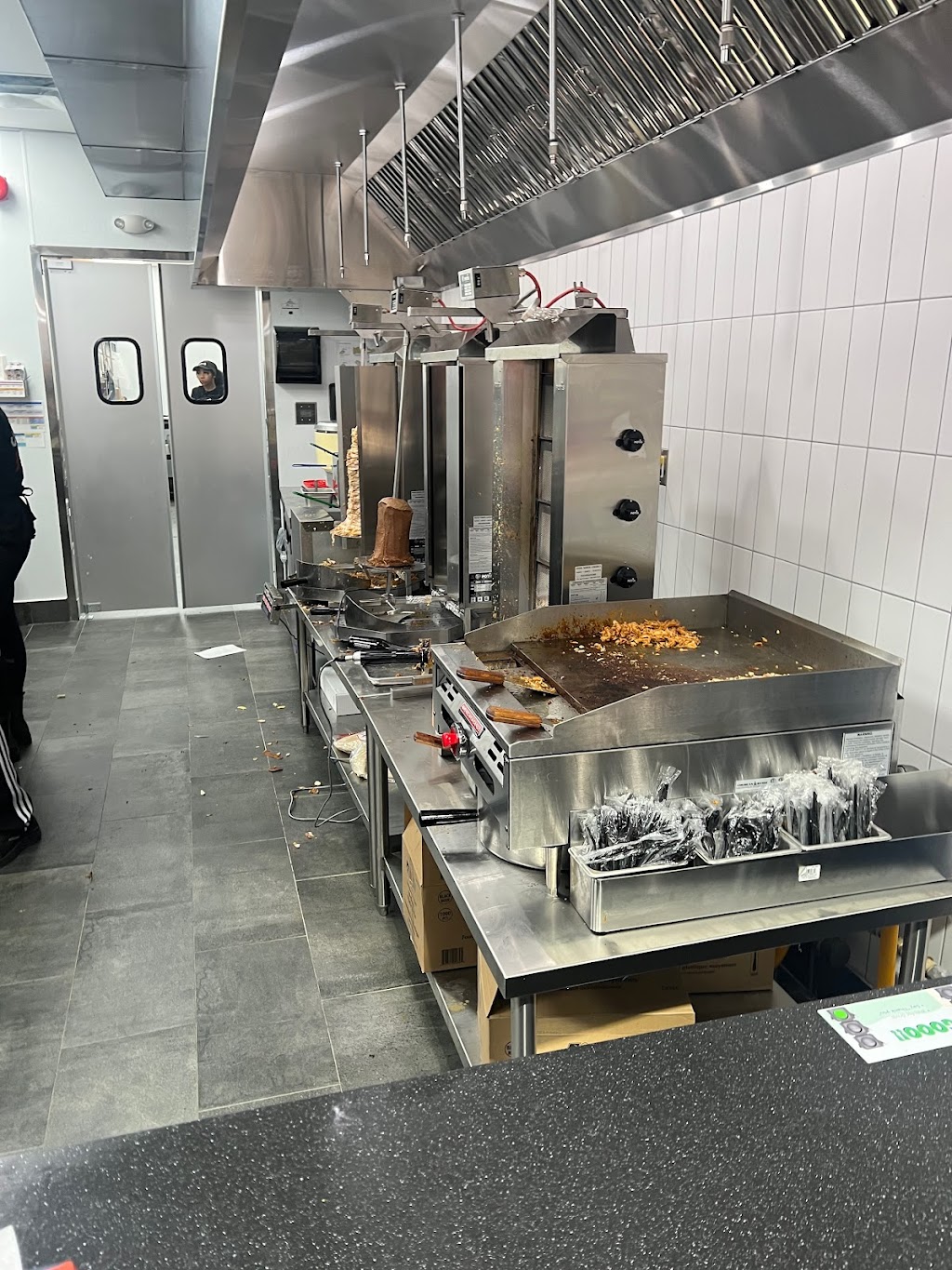 Tahinis Oshawa North | 2061 Simcoe St N, Oshawa, ON L1H 7K4, Canada | Phone: (289) 316-2101