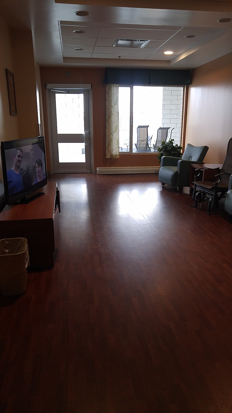 CHSLD Sainte-Catherine | 3065 Boulevard Marie-Victorin, Sainte-Catherine, QC J5C 1Z3, Canada | Phone: (450) 290-7646