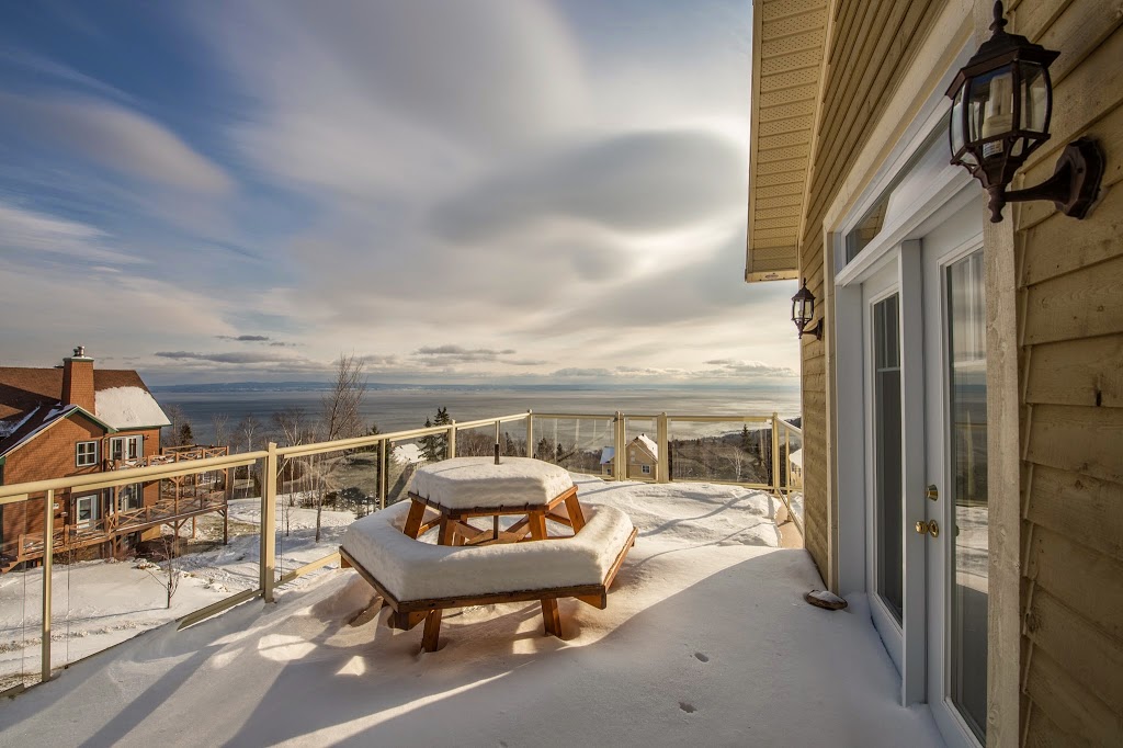 Prestige Charlevoix Chalet LEstran | 116 Chemin Josaphat, Petite-Rivière-Saint-François, QC G0A 2L0, Canada | Phone: (514) 899-0990