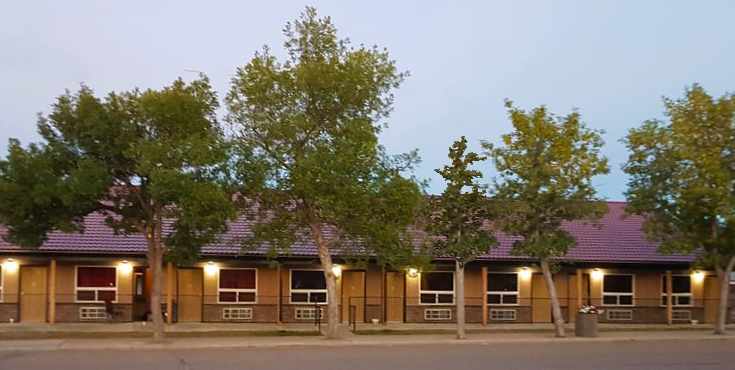 Duchess Village Suites | 103 Centre St, Duchess, AB T0J 0Z0, Canada | Phone: (403) 378-3001