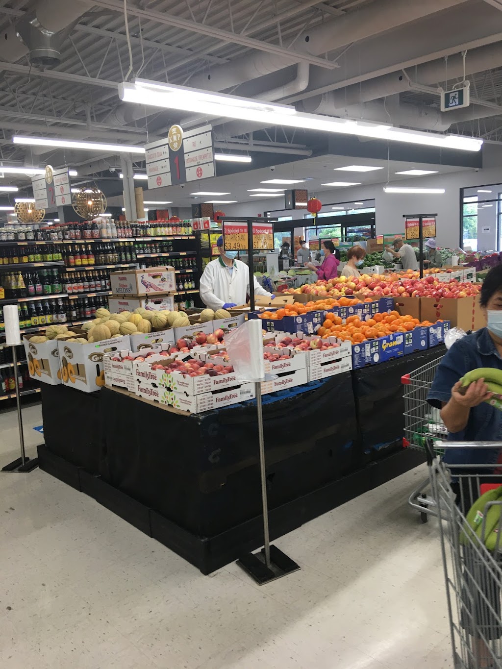 Marché Kim Phat | 1935 Bd Keller, Saint-Laurent, QC H4K 2V6, Canada | Phone: (514) 788-1988