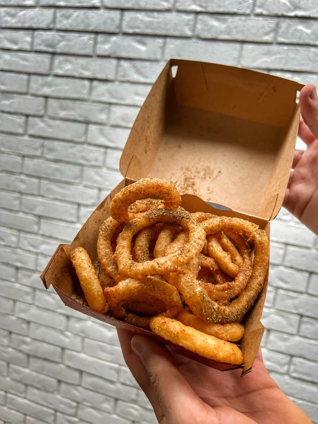 Shelbys Shawarma - West 5 | 1876 Oxford St W Building 3, Unit 1, London, ON N6K 0J8, Canada | Phone: (519) 432-2569