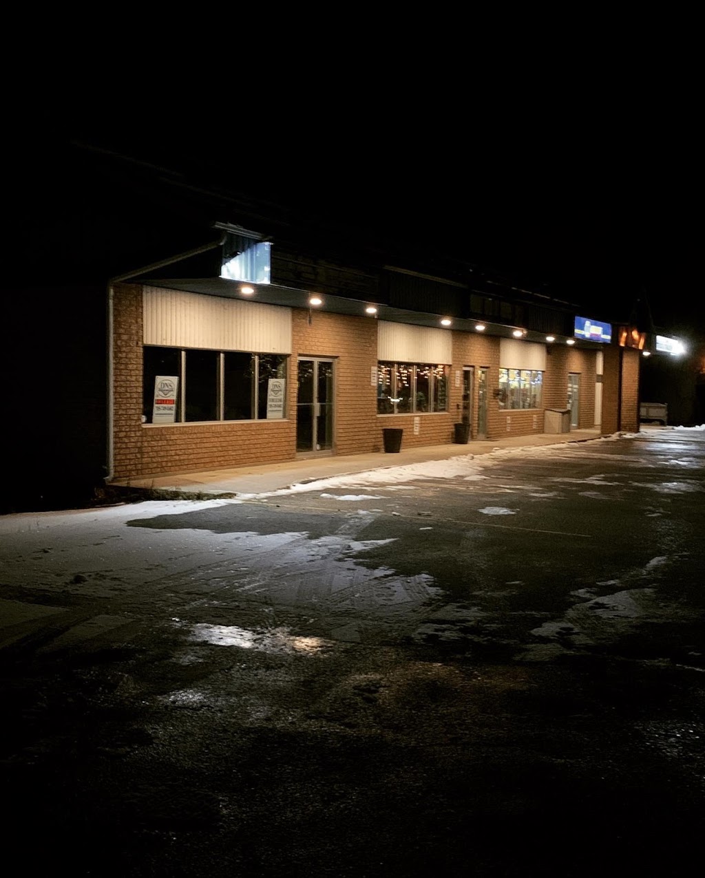 Howe Electrical Services | 610 Settlers Ridge, Peterborough, ON K9L 0G3, Canada | Phone: (905) 375-9359
