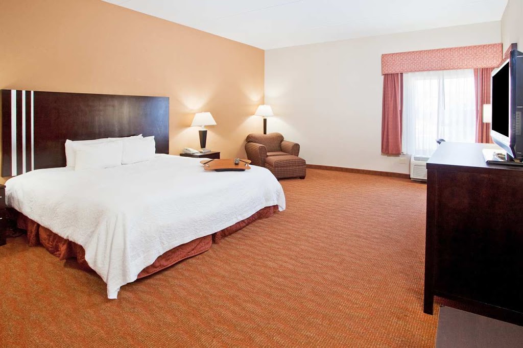 Hampton Inn Niagara Falls | 501 Rainbow Blvd, Niagara Falls, NY 14303, USA | Phone: (716) 285-6666