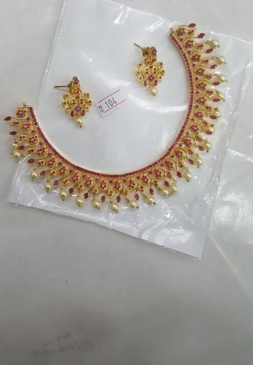 NEW ROYAL FASHIONS | 6055 Steeles Ave E UNIT: C127, Scarborough, ON M1X 0A7, Canada | Phone: (416) 519-1119