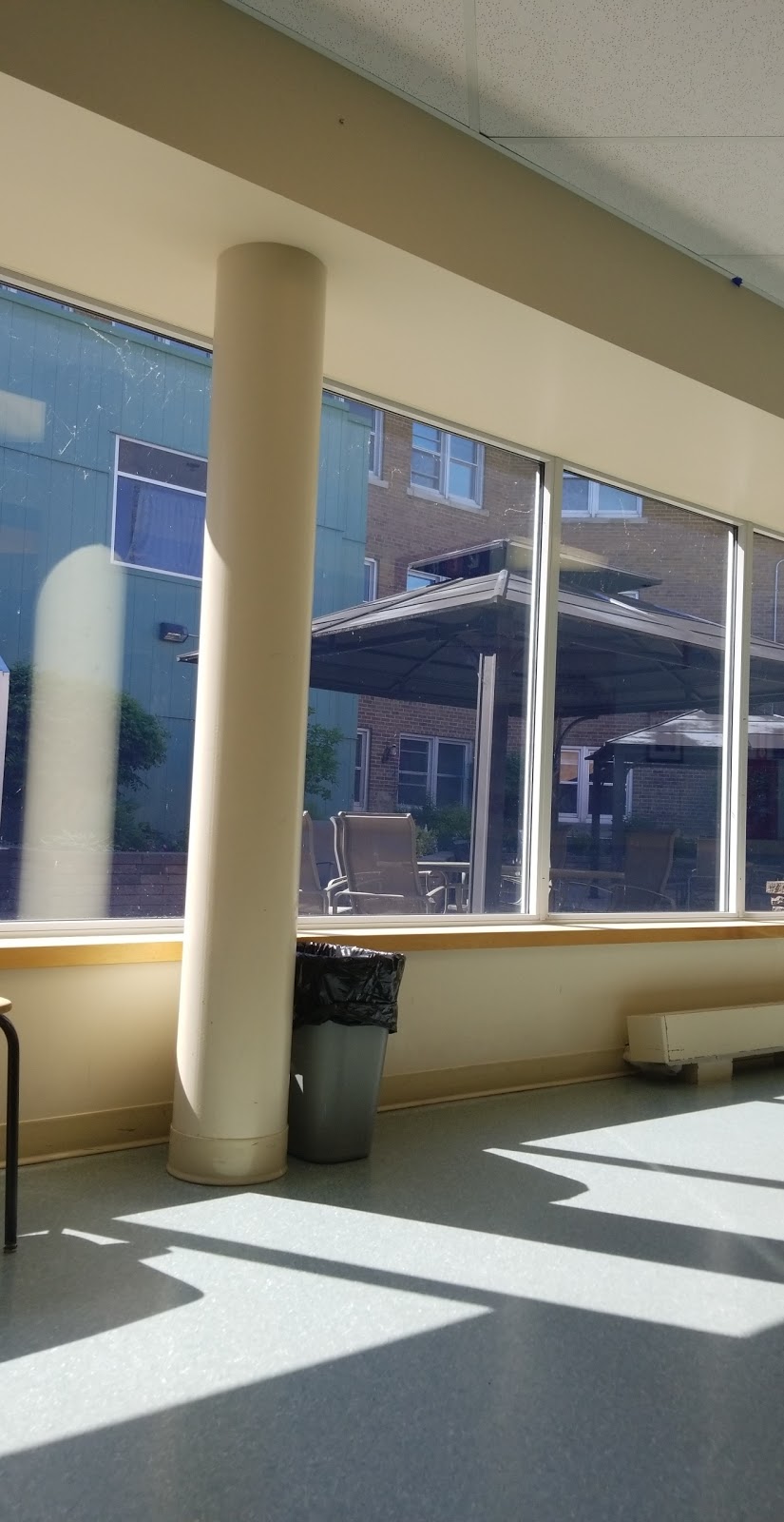 QHC Trenton Memorial Hospital | 242 King St, Trenton, ON K8V 5S6, Canada | Phone: (613) 392-2540