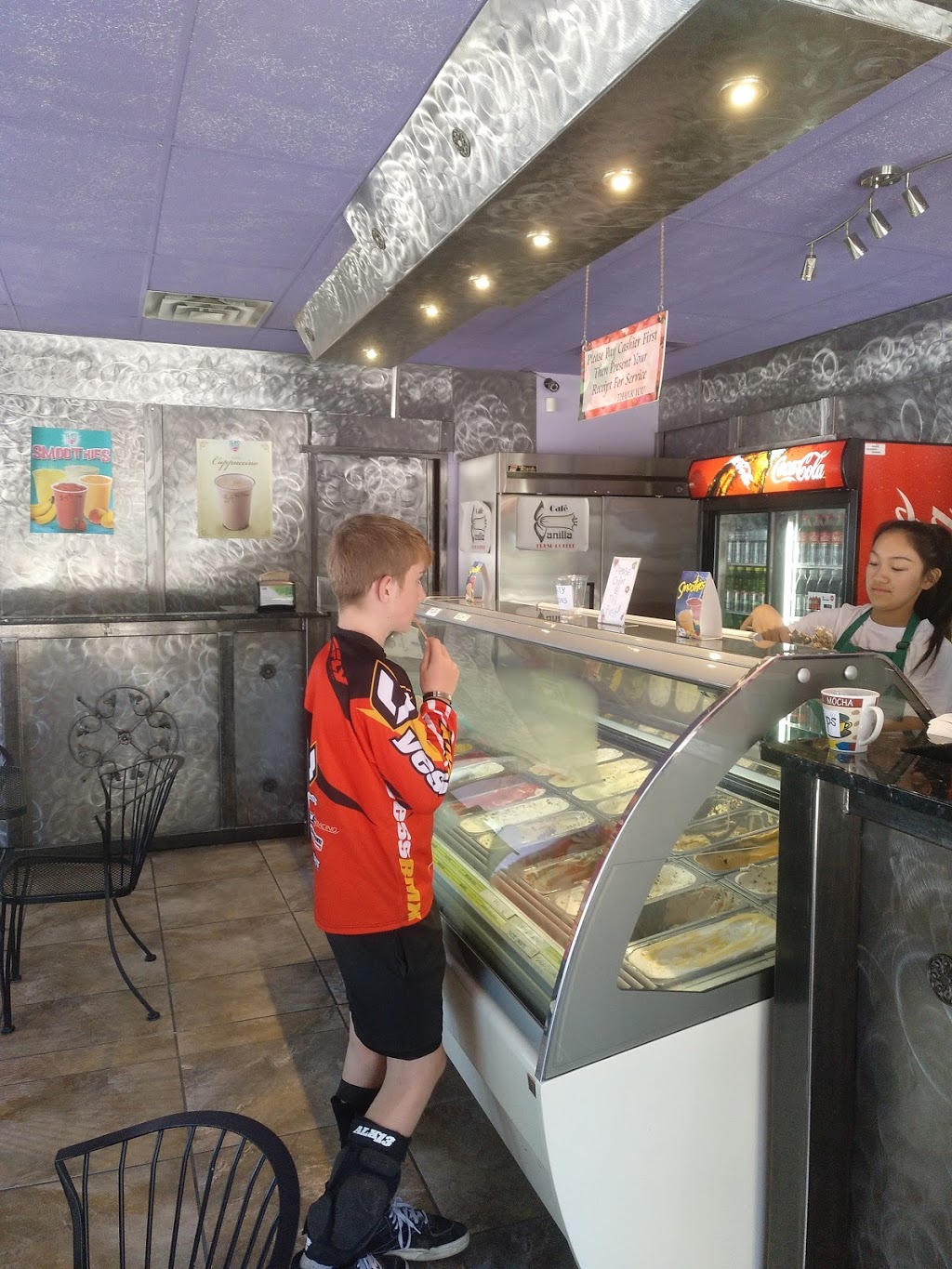 Cafe Vanilla | 4125 Columbia Valley Hwy Suite 8, Cultus Lake, BC V2R 5B7, Canada | Phone: (604) 858-6241