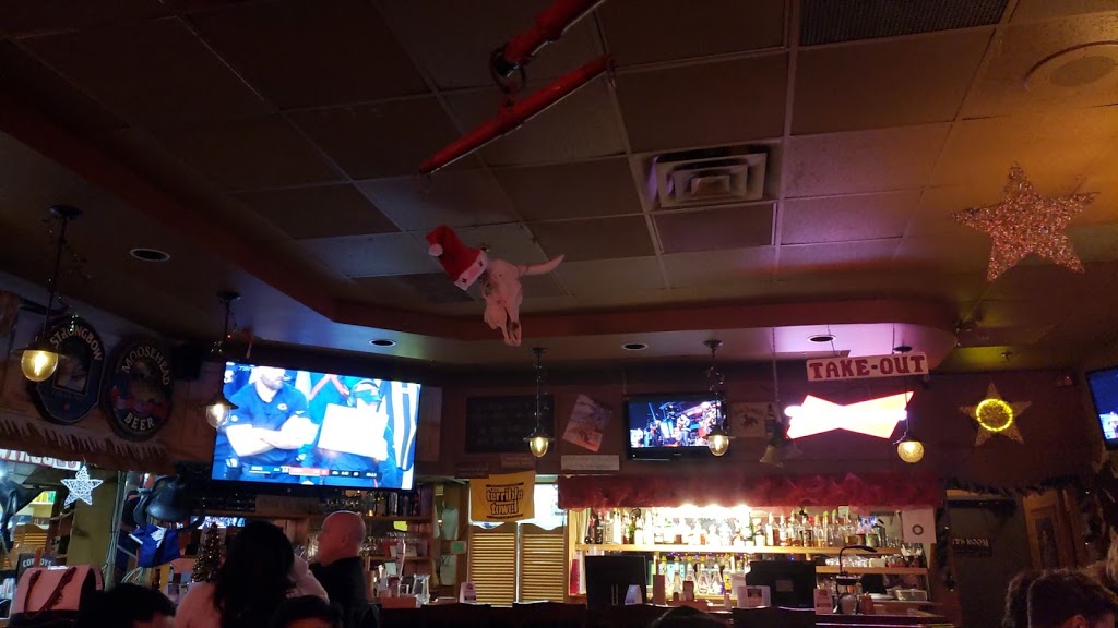 The Naked Wing | 24018 Woodbine Ave, Keswick, ON L4P 3E9, Canada | Phone: (905) 989-2525