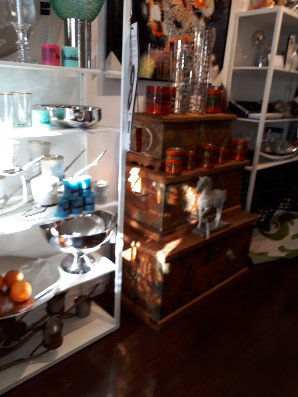 SpLaSh London | 266 Richmond St, London, ON N6B 2H7, Canada | Phone: (519) 672-7171