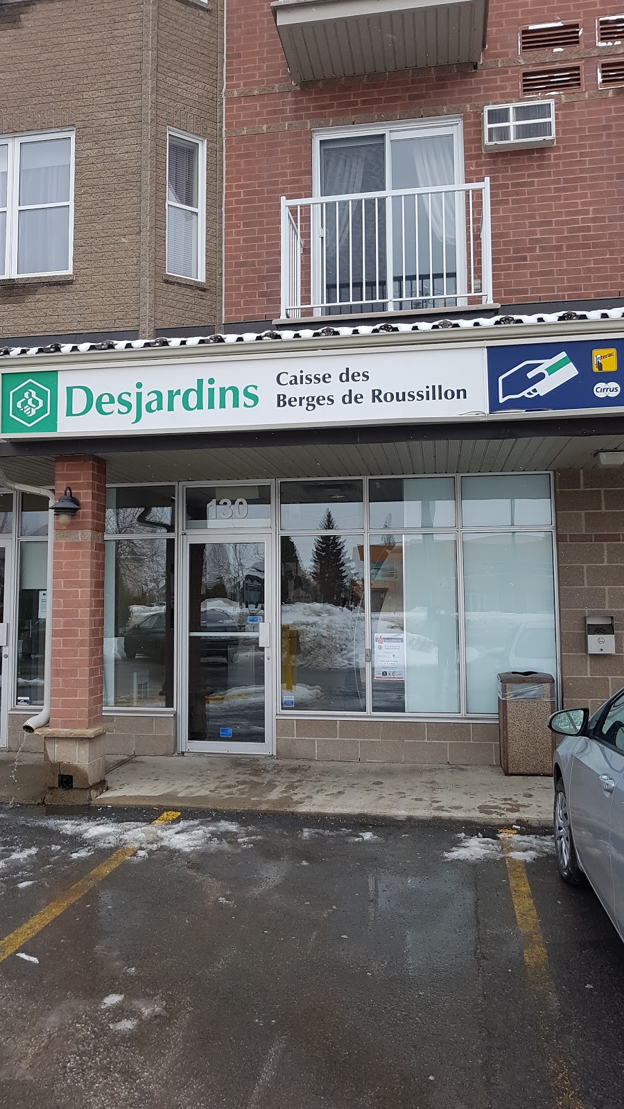 Guichet Desjardins | 5300 Boul Saint-Laurent, Sainte-Catherine, QC J5C 2B1, Canada