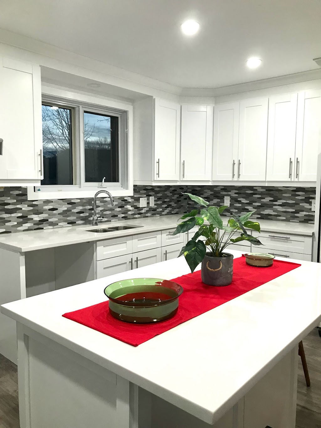 MAISON CONFORT | 66 Rue Boyer, Saint-Constant, QC J5A 1X2, Canada | Phone: (514) 924-5919