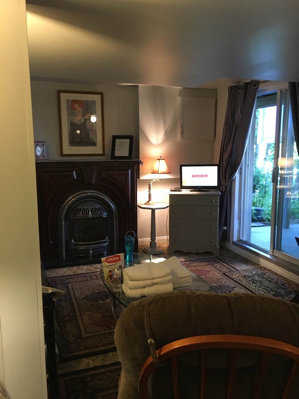OBrien House Bed & Breakfast | 39 Glenaire Mews, Kingston, ON K7M 7L3, Canada | Phone: (613) 542-8660
