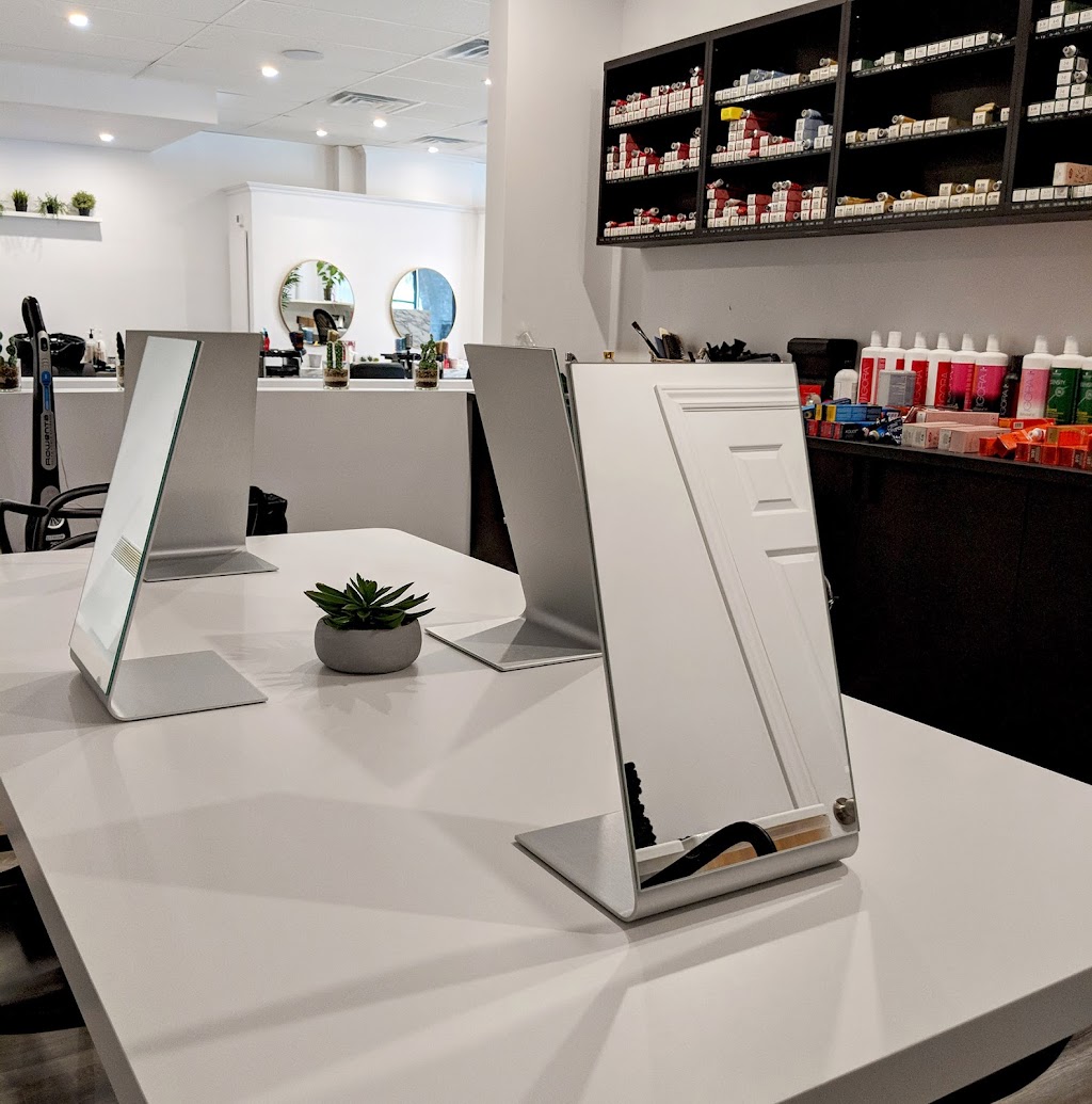 Glow and Bloom Coiffure et Spa Holistique | 2894 Bd Saint-Charles, Kirkland, QC H9H 3B6, Canada | Phone: (514) 693-1010