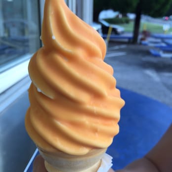 Cremerie 4 Coins | 115 Grand Boulevard, LÎle-Perrot, QC J7V 4W5, Canada | Phone: (438) 936-0200