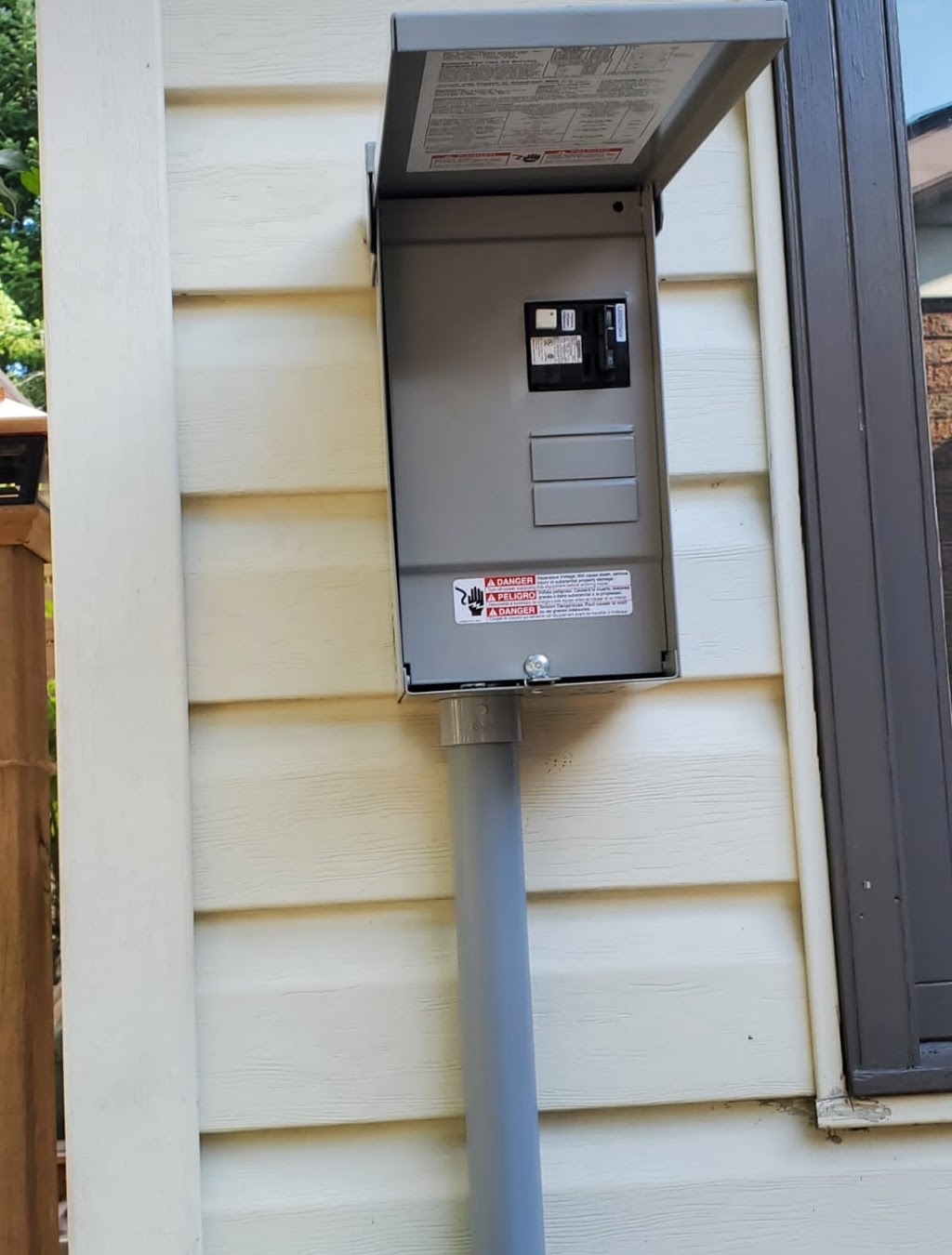 Future Core Electric | 102 Cloughley Dr, Barrie, ON L4N 9T8, Canada | Phone: (705) 770-0194