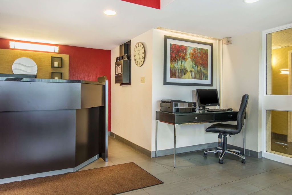 Comfort Inn Magnetic Hill | 2495 Mountain Rd, Moncton, NB E1G 2W4, Canada | Phone: (506) 384-3175