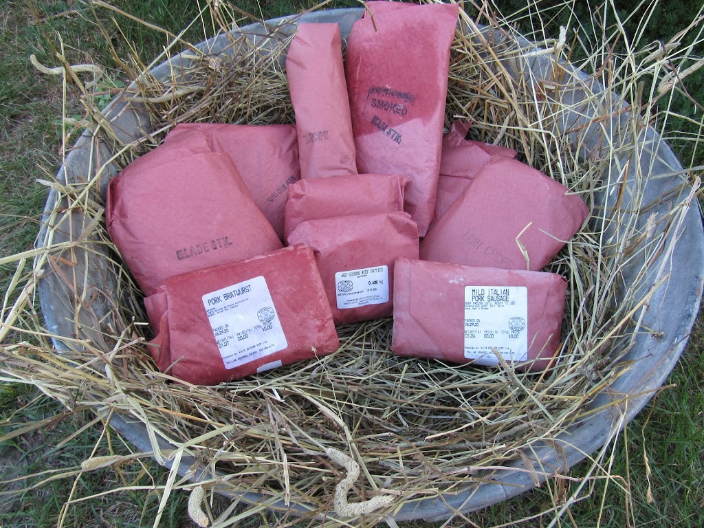 Robins Nest Farm | 32 Goacher Rd, Campbellford, ON K0L 1L0, Canada | Phone: (705) 632-9304