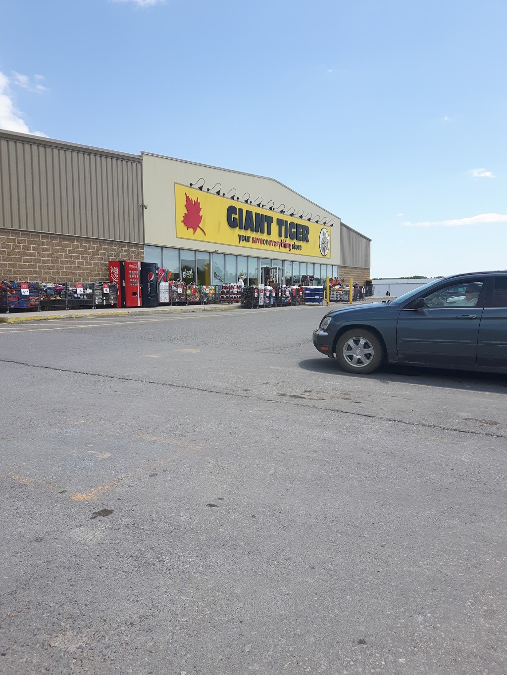 Giant Tiger | 547 Grand Rd, Campbellford, ON K0L 1L0, Canada | Phone: (705) 632-1377