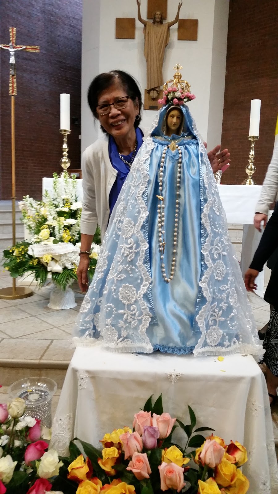 Holy Angels Roman Catholic Church | 61 Jutland Rd, Etobicoke, ON M8Z 2G6, Canada | Phone: (416) 255-1691