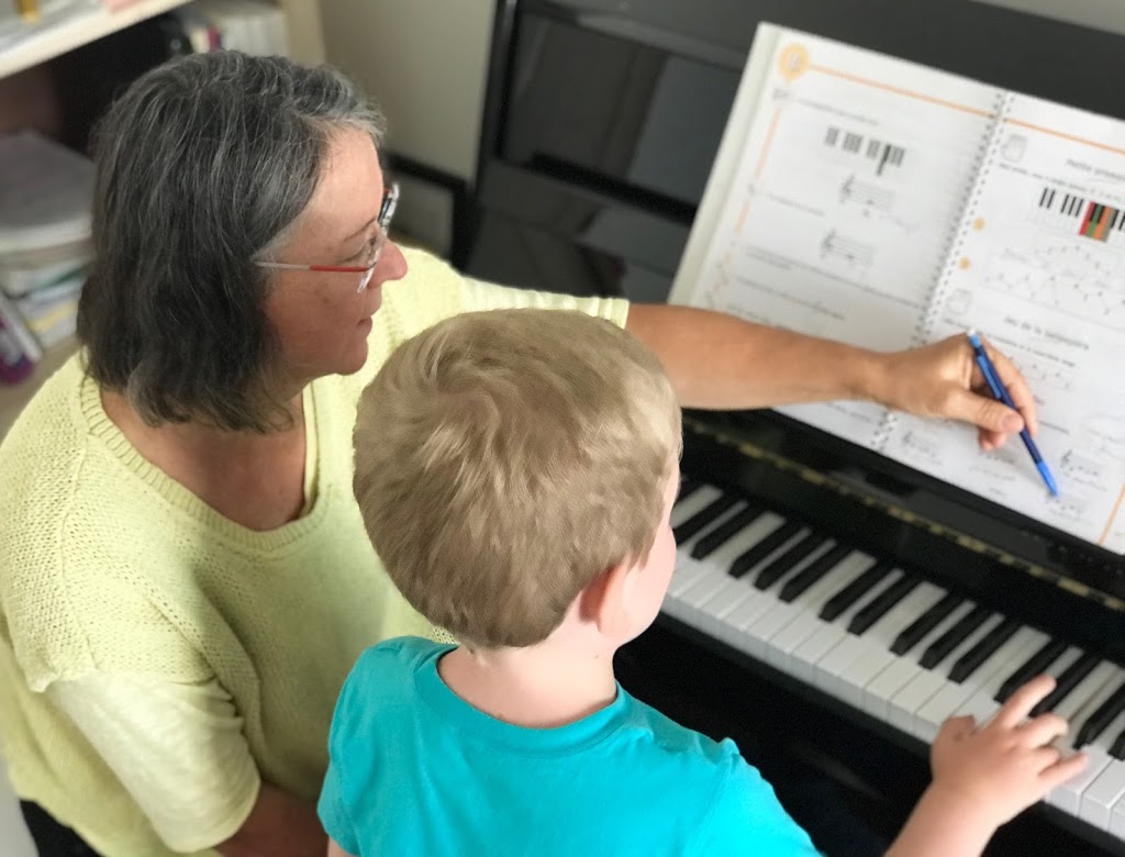 Piano pour enfants | 932 Kilbirnie Dr, Ottawa, ON K2J 6G2, Canada | Phone: (343) 999-7245