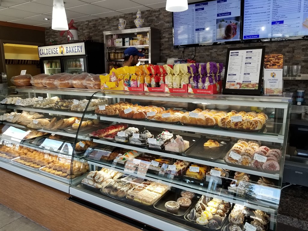 Caldense Bakery | 301 Dundas St W, Whitby, ON L1N 2M6, Canada | Phone: (905) 668-2253