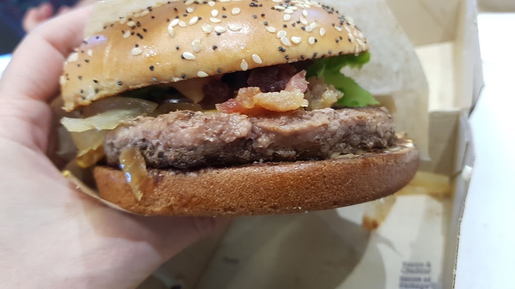 McDonalds | 38451 Cleveland Ave, Squamish, BC V8B 0E4, Canada | Phone: (604) 892-5937