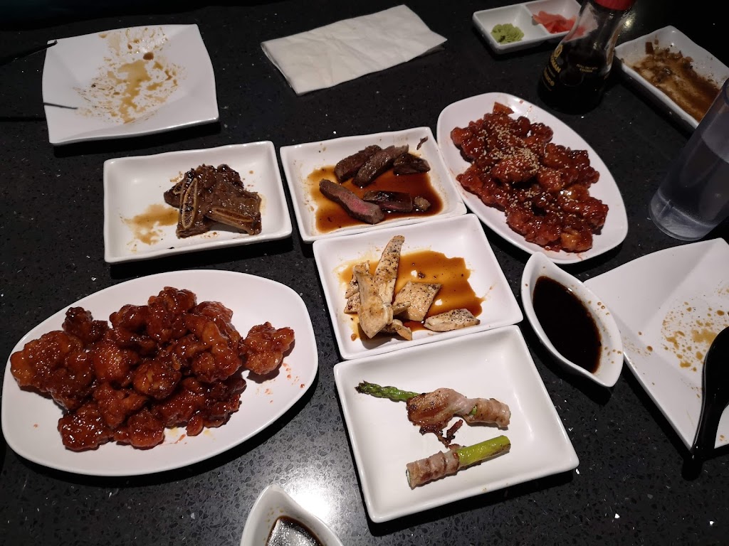 Ten Sushi | 2300 City Park Dr, Gloucester, ON K1J 1H6, Canada | Phone: (613) 747-3999