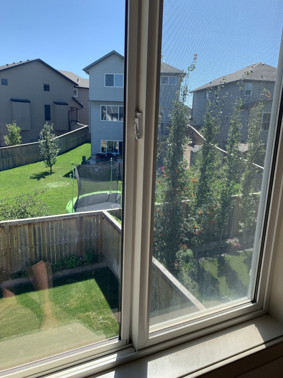 Canadian Property Stars | 2016 25 Ave NE, Calgary, AB T2E 6Z4, Canada | Phone: (866) 912-5296