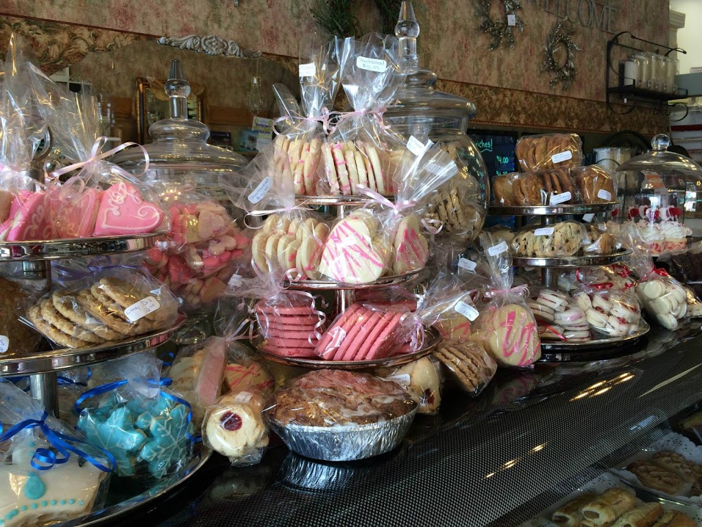 Dee-Lights Bakery & Fine Foods | 379 Dundas St, Woodstock, ON N4S 1B6, Canada | Phone: (519) 539-6474