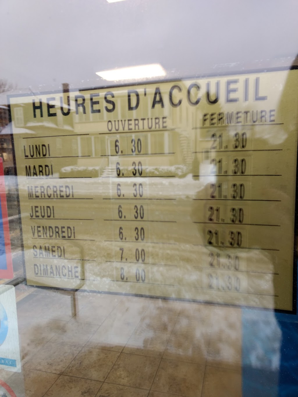 Depanneur 2M | 930 Rue Saint Joseph, Valcourt, QC J0E 2L0, Canada | Phone: (450) 532-3171