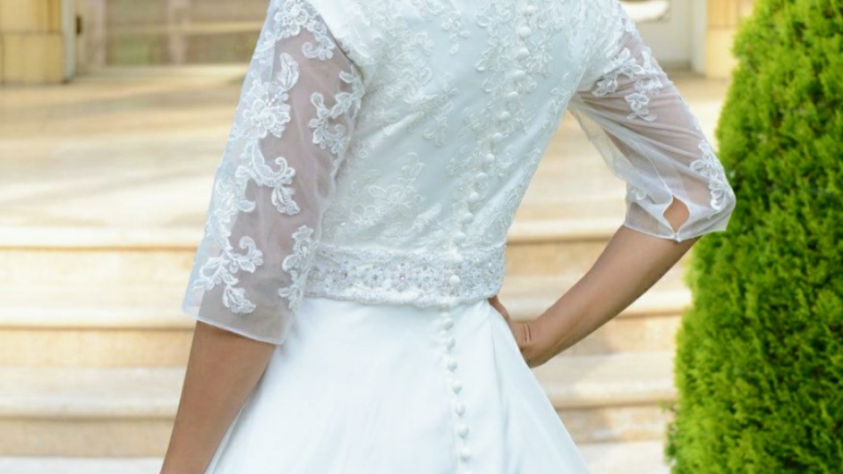 Willemijntjes Bridal | 163853 Brownsville Rd, Brownsville, ON N0L 1C0, Canada | Phone: (226) 231-8294