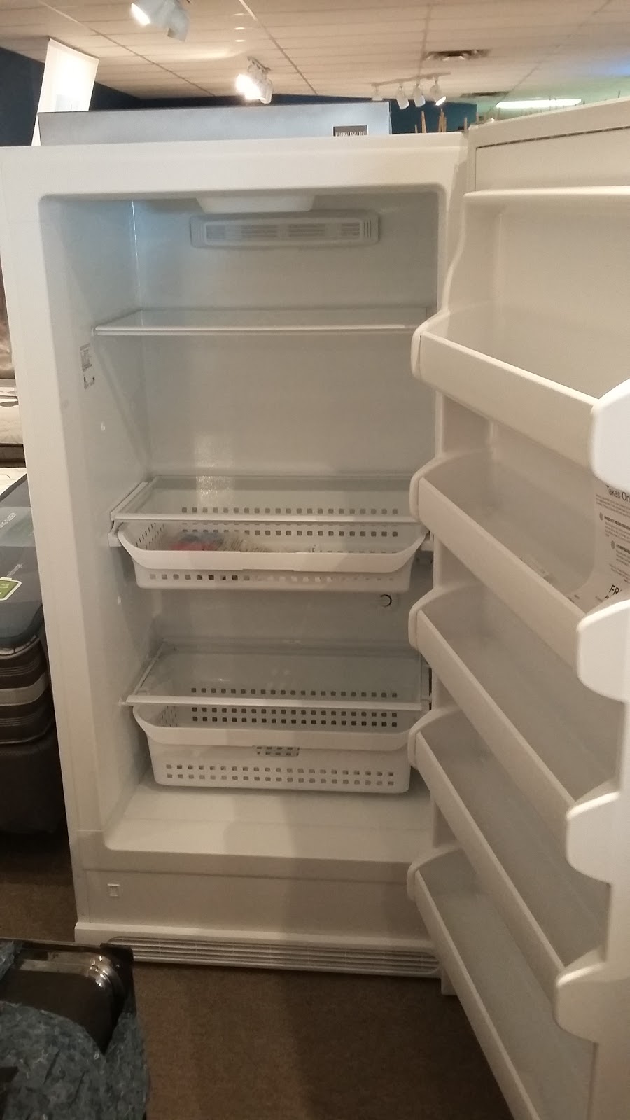 Matus Appliance Centre Ltd | 32020 Lougheed Hwy, Mission, BC V2V 1A4, Canada | Phone: (604) 826-8369