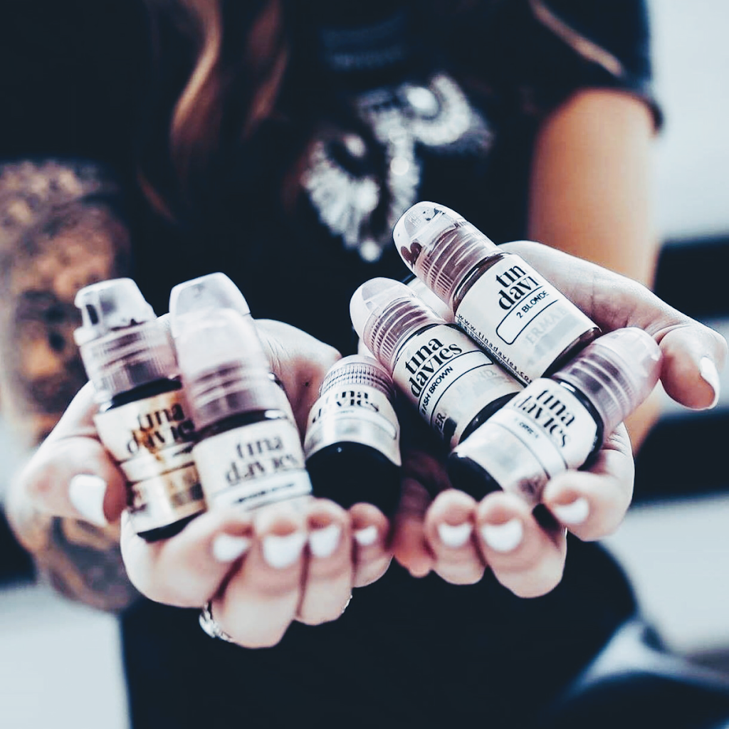 Mélissa Jérôme Artiste Beauté | 254 Chem. de la Grande-Côte, Rosemère, QC J7A 1J1, Canada | Phone: (514) 247-8062