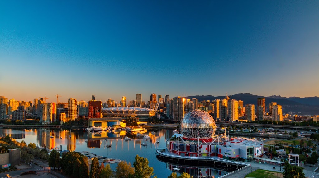 Extreme Power Wash Ltd | 4165 Maywood St #304, Burnaby, BC V5H 4E3, Canada | Phone: (604) 499-4466