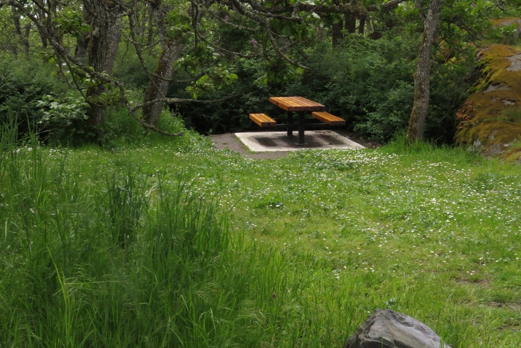 Mount Tolmie Park | 3486-, 3492 Mayfair Dr, Victoria, BC V8P 4P9, Canada | Phone: (250) 475-1775