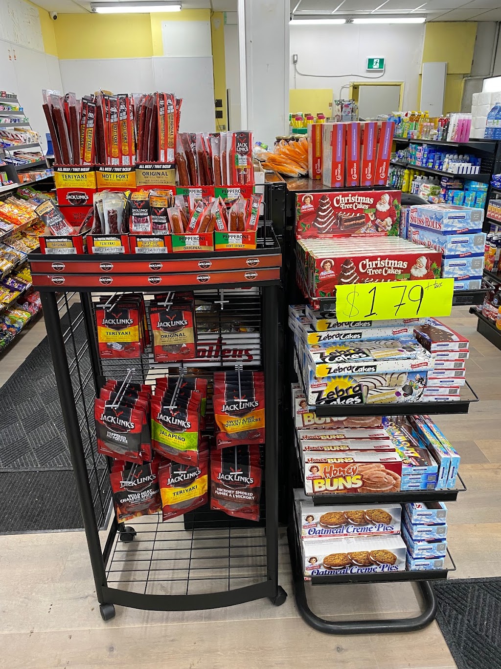 Arha Variety Store | 527 James St N, Hamilton, ON L8L 1J6, Canada | Phone: (905) 527-1737