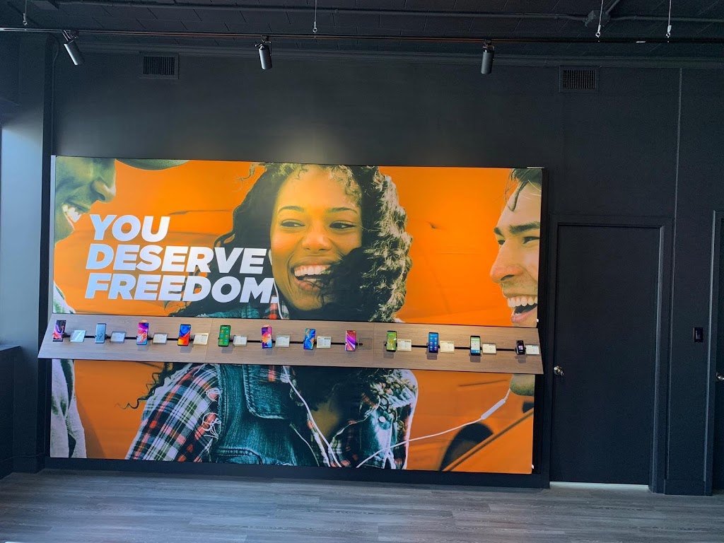 Freedom Mobile | 6209 Main St, Whitchurch-Stouffville, ON L4A 4H8, Canada | Phone: (905) 591-6600