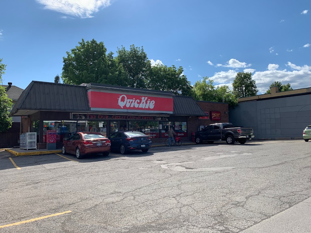 Quickie Bank | 1166 Bank St, Ottawa, ON K1S 3X7, Canada | Phone: (613) 730-1113