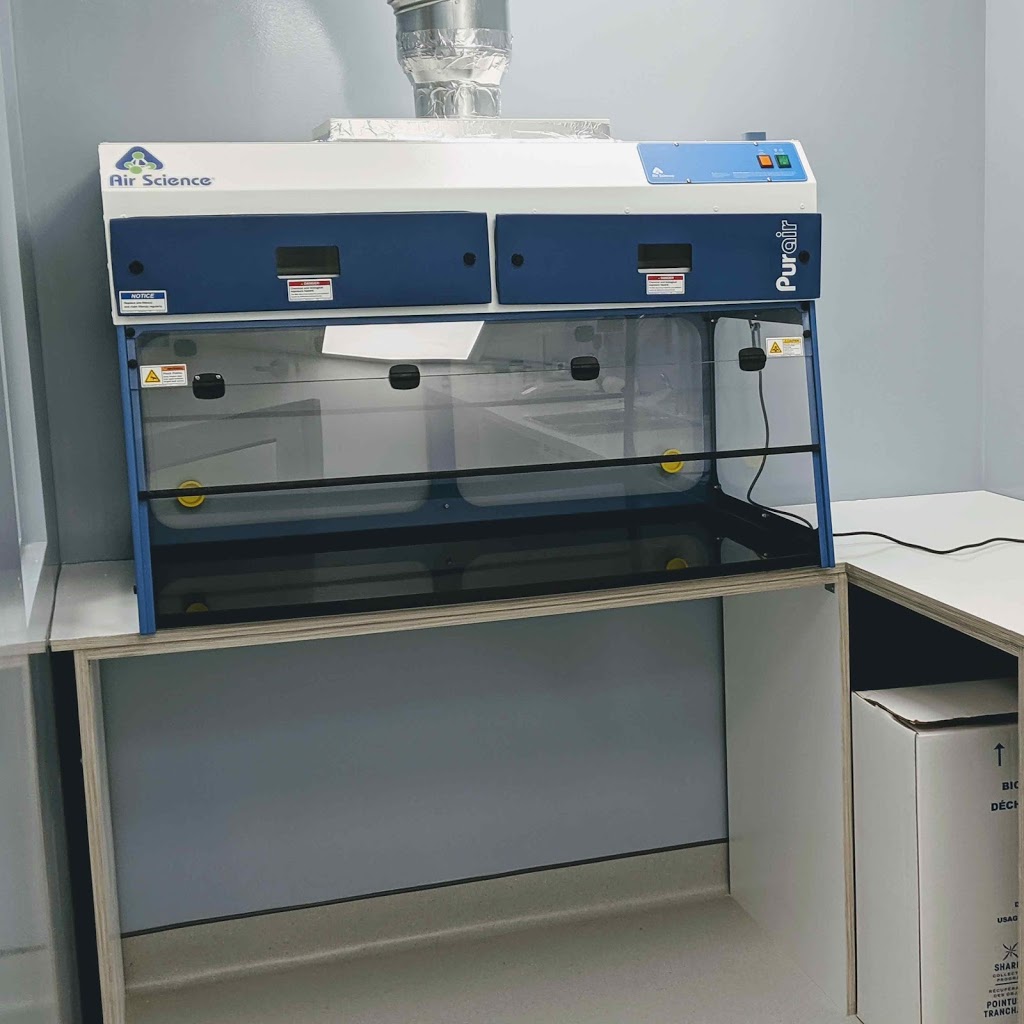 The Compounding Pharmacy Inc. | 372 Hollandview Trail Suite 203, Aurora, ON L4G 0A5, Canada | Phone: (905) 726-7771