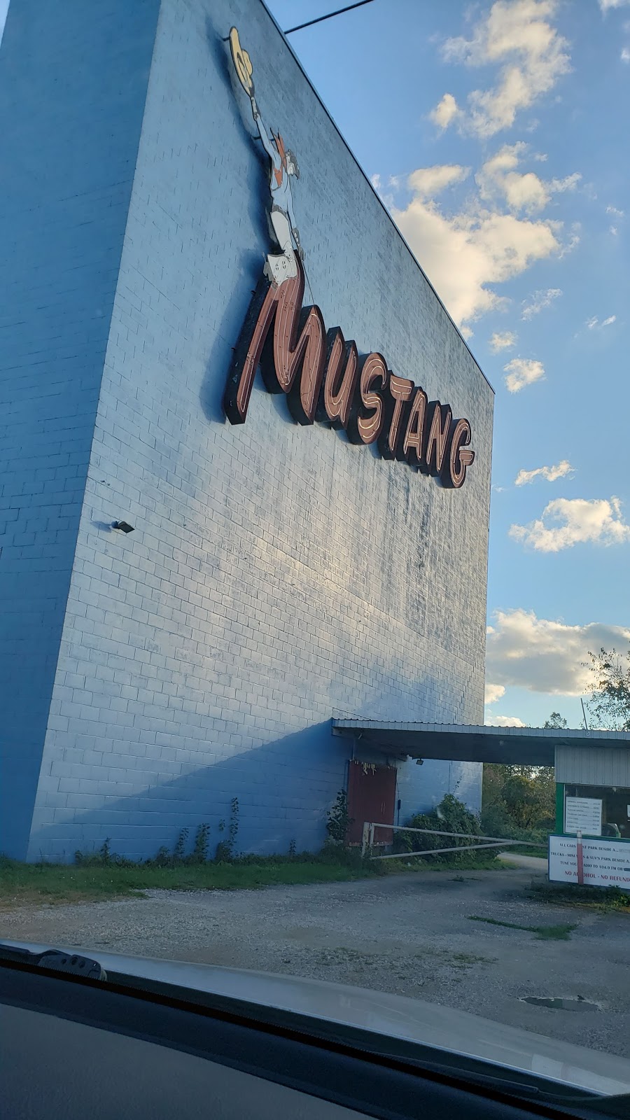 Mustang Drive-In Theatre | 5012 Jones Baseline, Guelph, ON N1H 6H8, Canada | Phone: (519) 824-5431