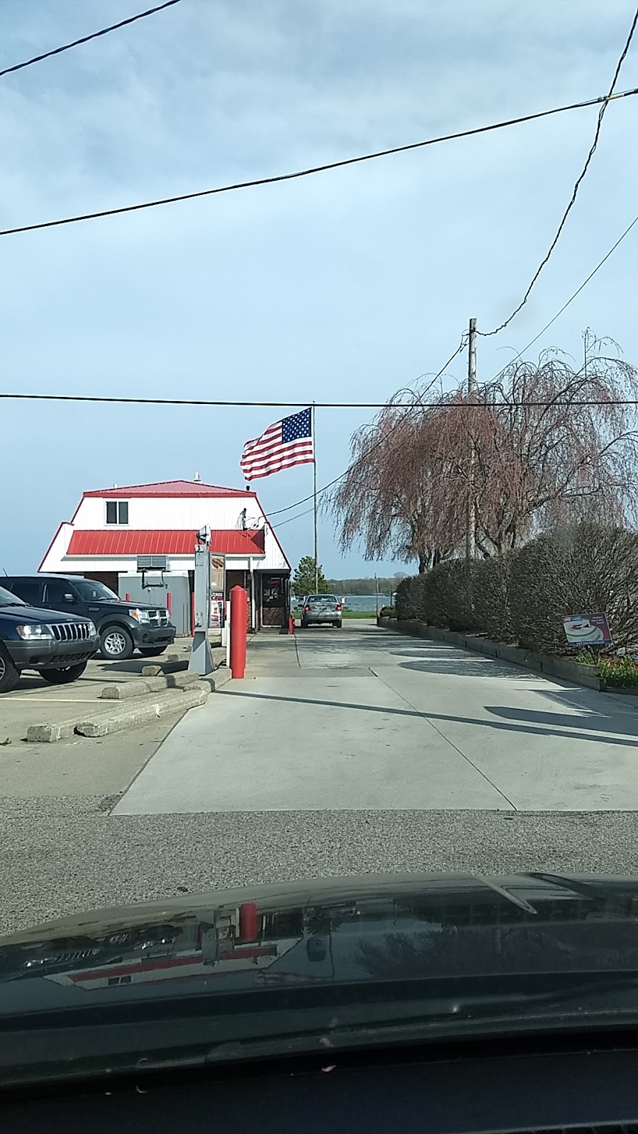Dairy Queen (Treat) | 1307 St Clair River Dr, Algonac, MI 48001, USA | Phone: (810) 794-7000