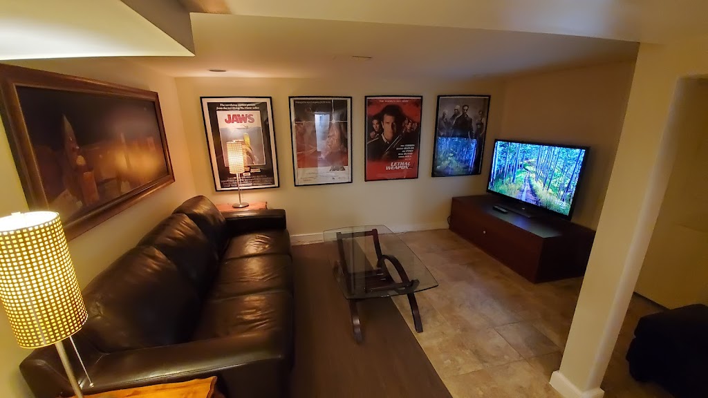 House For Rent Ottawa | 18 Chippewa Ave, Nepean, ON K2G 1X7, Canada | Phone: (613) 620-3771