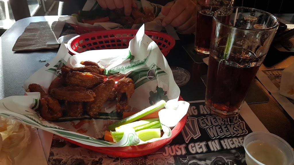 Handlebar Hanks Roadhouse | 30 Rice Rd, Welland, ON L3C 5Y6, Canada | Phone: (905) 734-9340