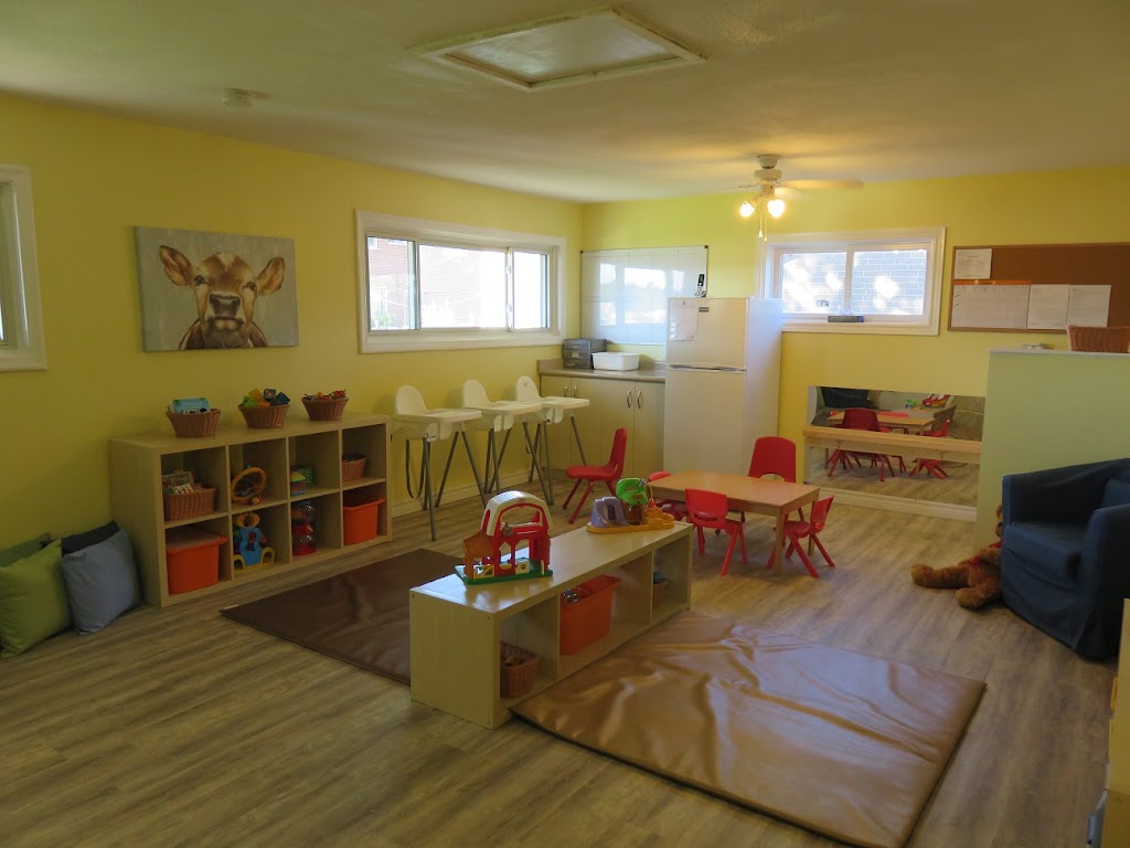 Little Learning House | 192 Allenby Ave, Hamilton, ON L9A 2V2, Canada | Phone: (905) 389-4933